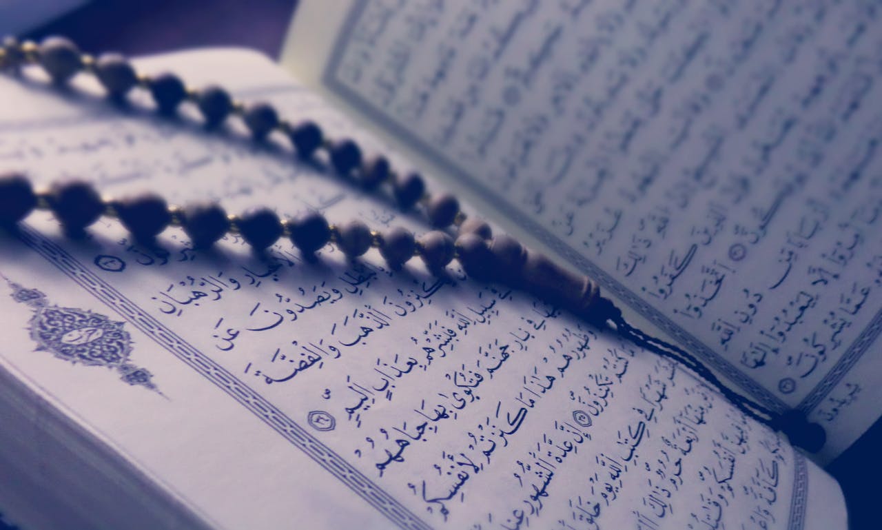 Menemukan Hikmah Al-Quran di Tengah Era Kecerdasan Buatan